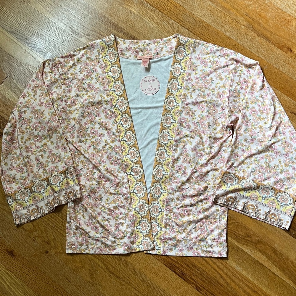 Feminine Boho Earthy Pastel Floral Kimono, Cardigan, Swim Cover Up, Robe NWT - Picture 3 of 12